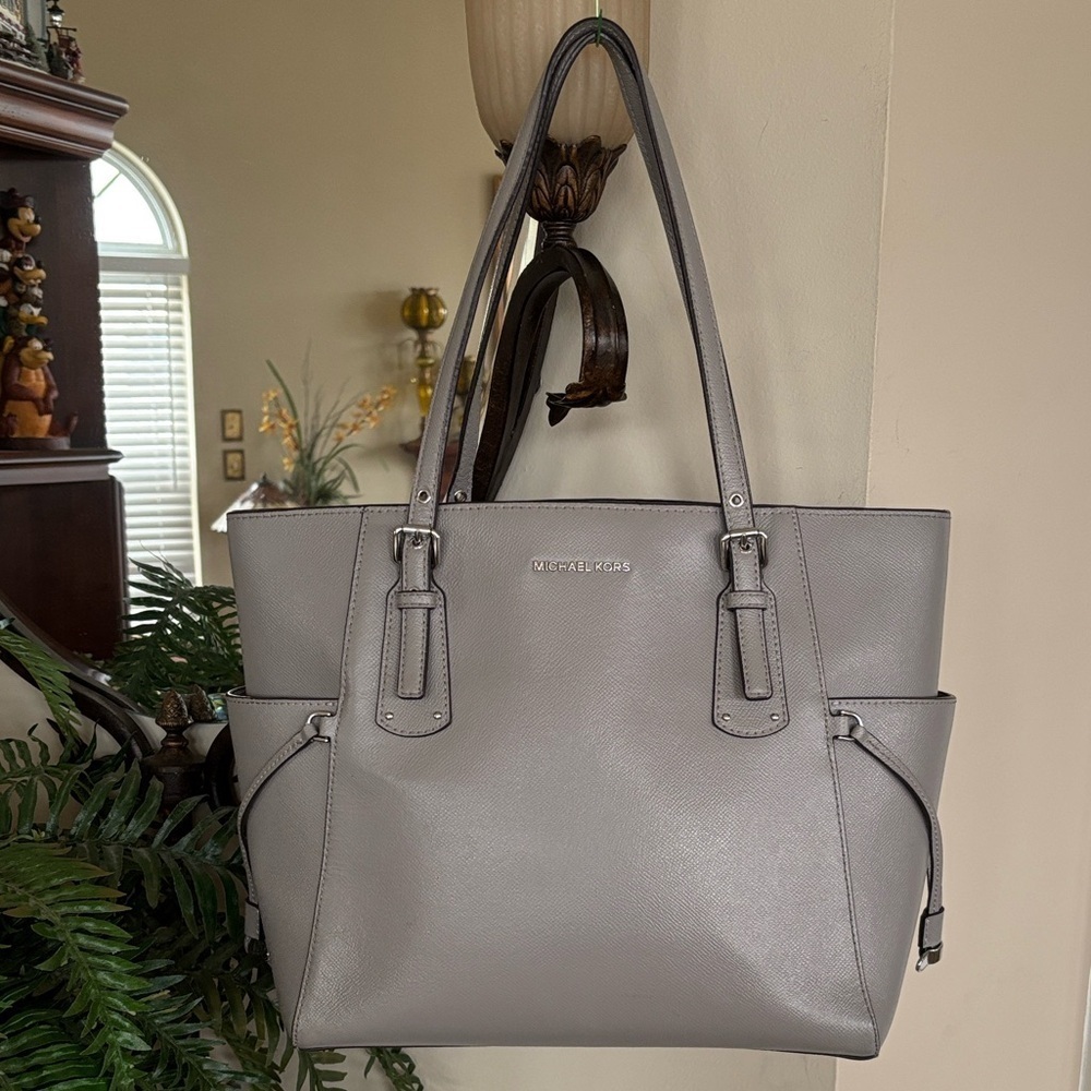 Michael Kors Saffiano Leather Voyager East West Tote Bag Gray Office Carryall